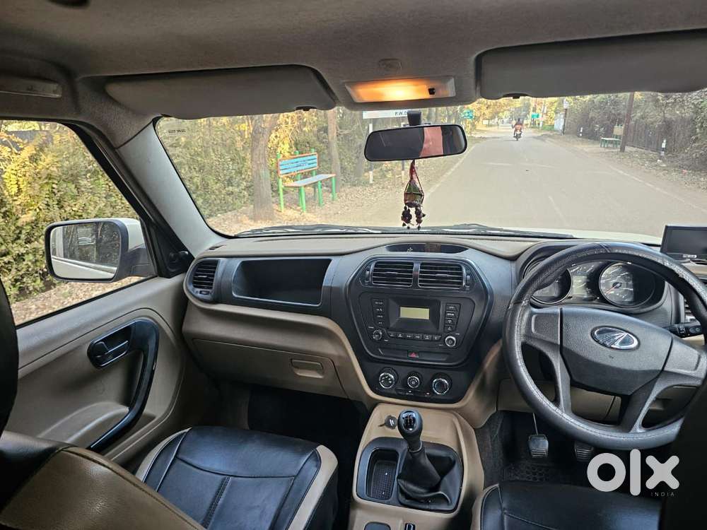 Mahindra Tuv 300 T6, 2017, Diesel