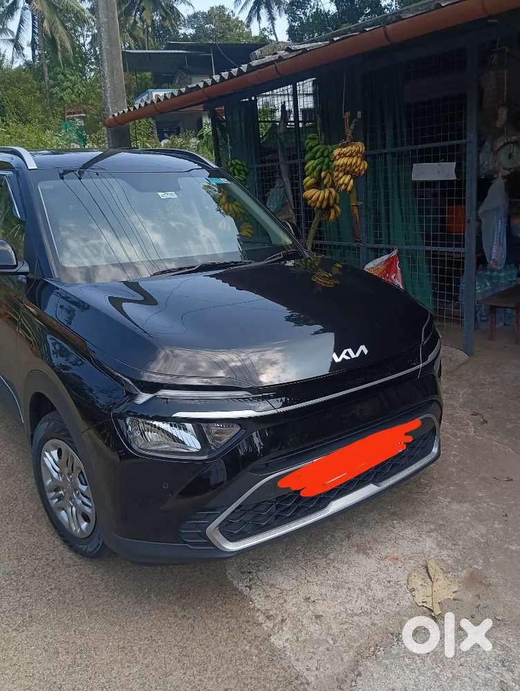 Kia Carens 2023 Petrol Good Condition