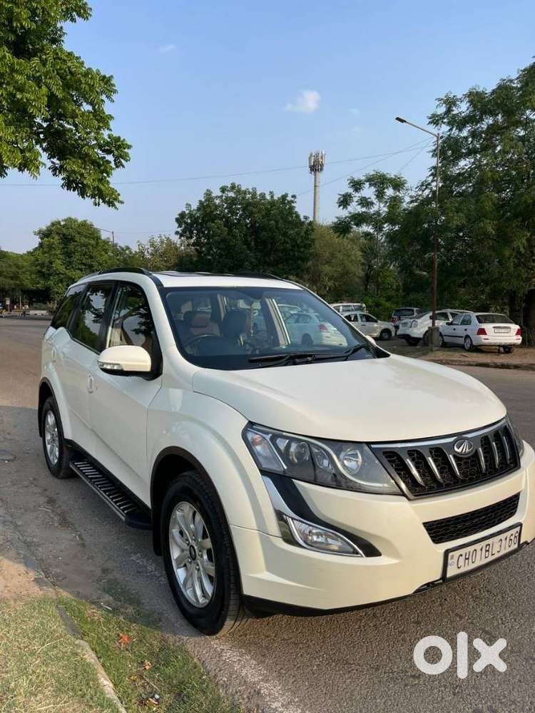 Mahindra Xuv500 2.2 W10, 2017, Petrol