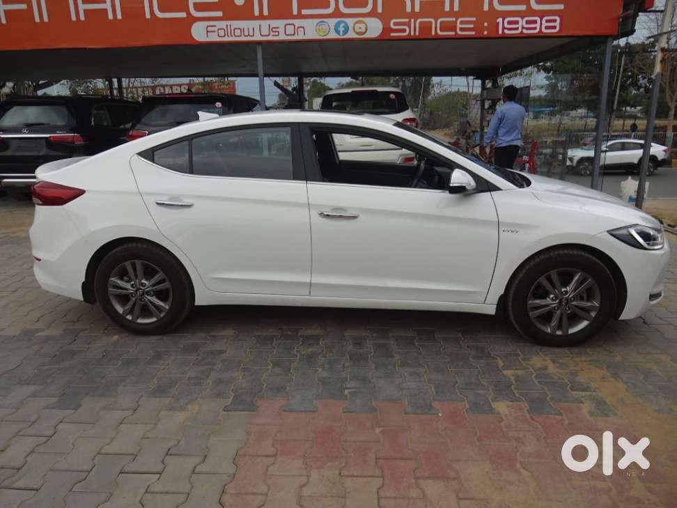 Hyundai Elantra 1.6 Sx Option At, 2018, Petrol
