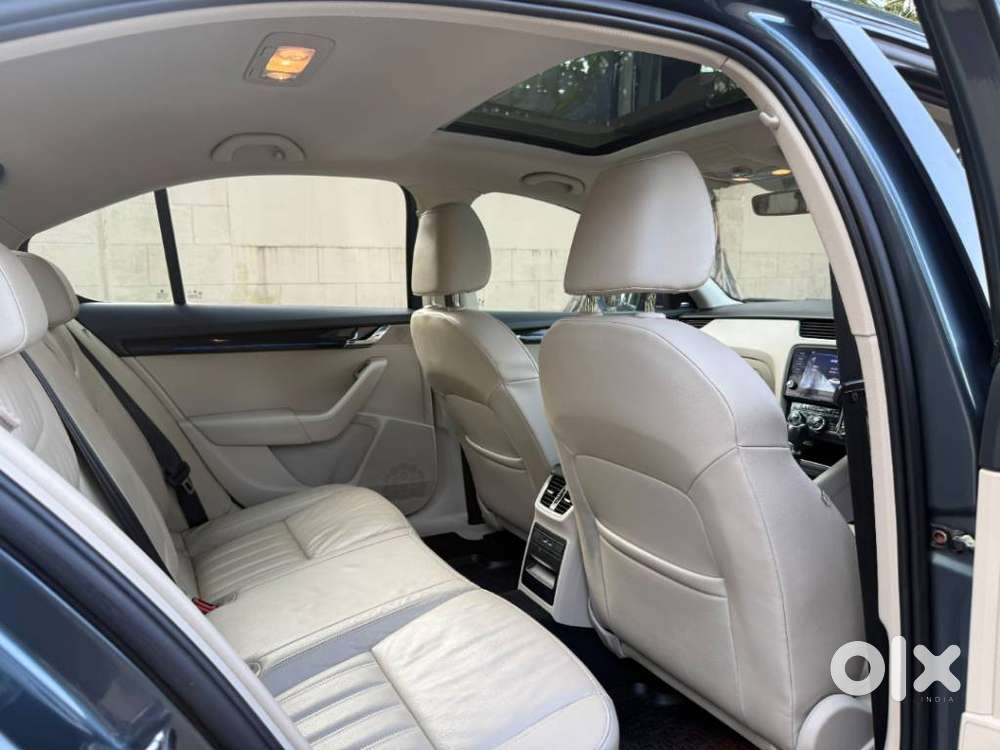 Skoda Octavia 1.8 Tsi At L K, 2018, Petrol