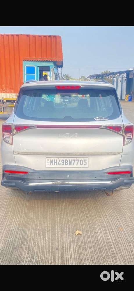 Kia Carens 2023 Petrol Well Maintained