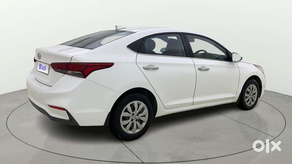 Hyundai Verna 1.4 Vtvt Ex, 2019, Petrol