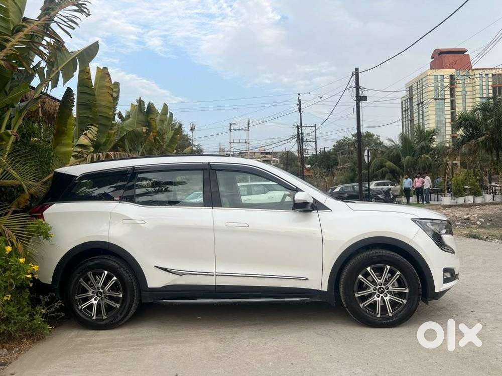 Mahindra Xuv700 2.2 Ax 7 Diesel At Str, 2025, Diesel