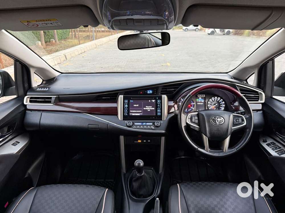 Toyota Innova Crysta 2.4 G Mt 8s, 2018, Diesel