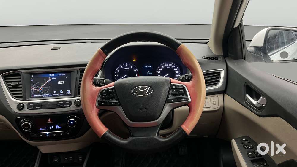 Hyundai Verna 1.6 Vtvt Sx, 2019, Petrol