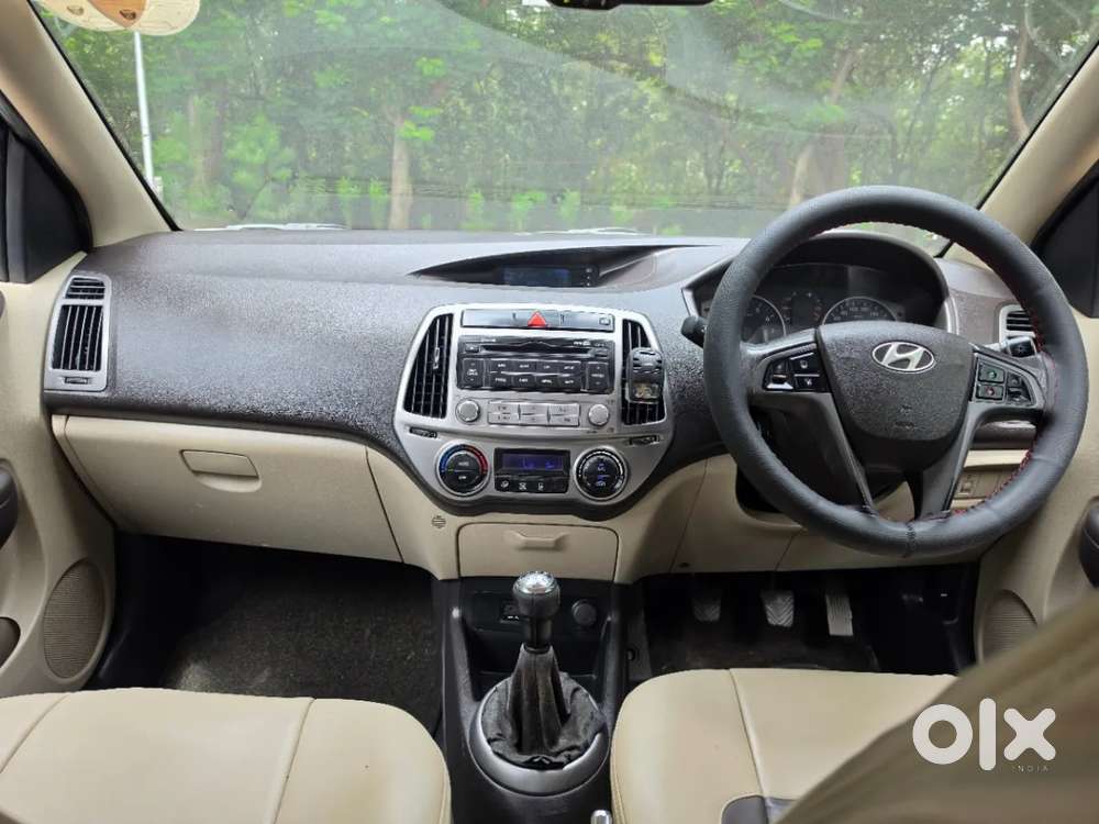 Hyundai I20 Sportz 1.2 Bs-iv, 2013, Petrol