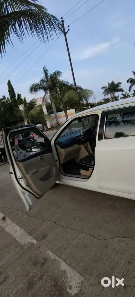 Maruti Suzuki Dzire 2013