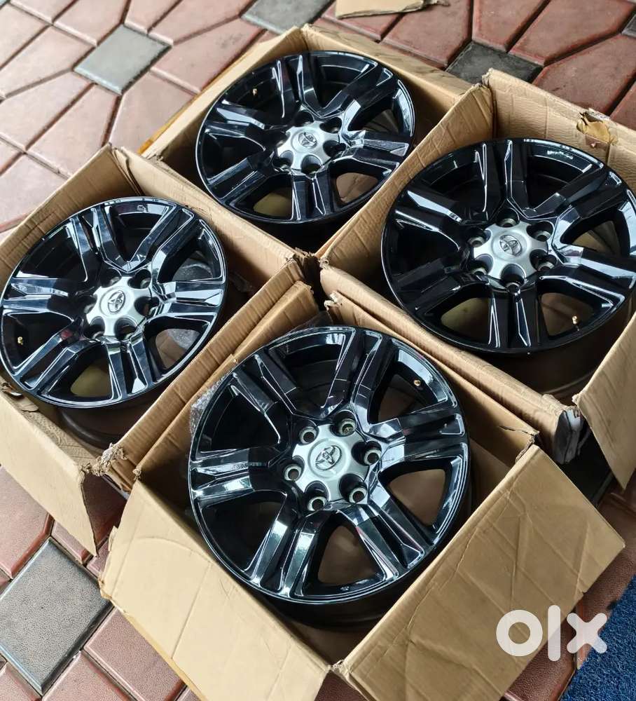 Fortuner Original Alloywheels - 17 inch