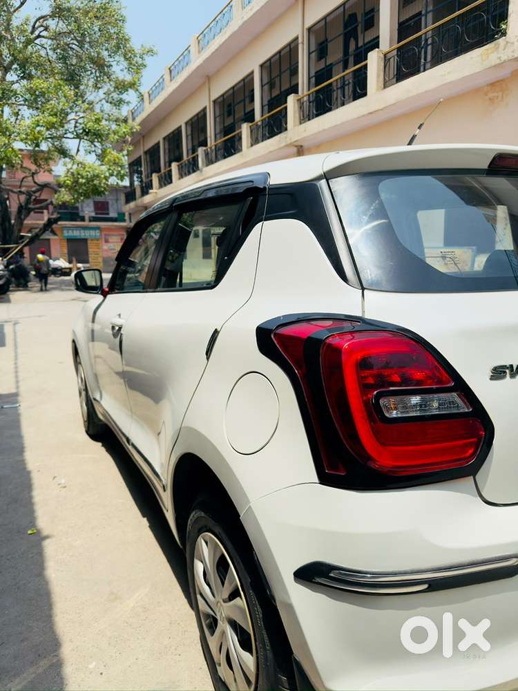 Maruti Suzuki Swift 2018 Petrol 28000 Km Driven