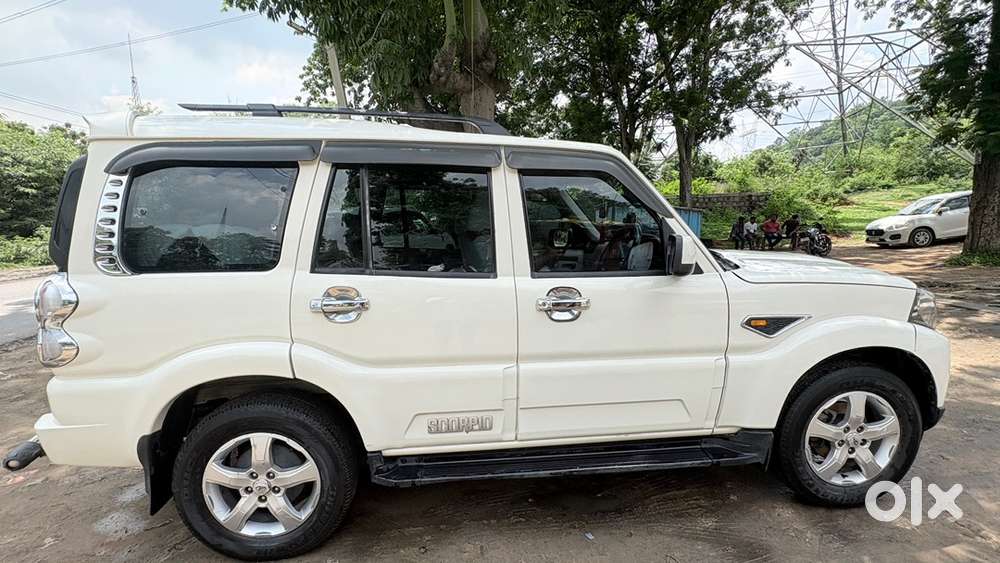 Mahindra Scorpio Classic Diesel 2017