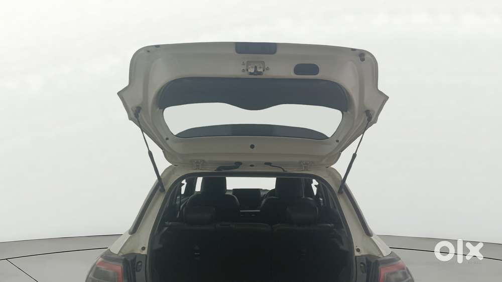 Maruti Suzuki Swift Zxi Plus, 2024, Petrol
