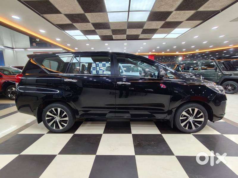 Toyota Innova Crysta [2020-ongoing] 2.7 Zx At 7 Str, 2022, Petrol