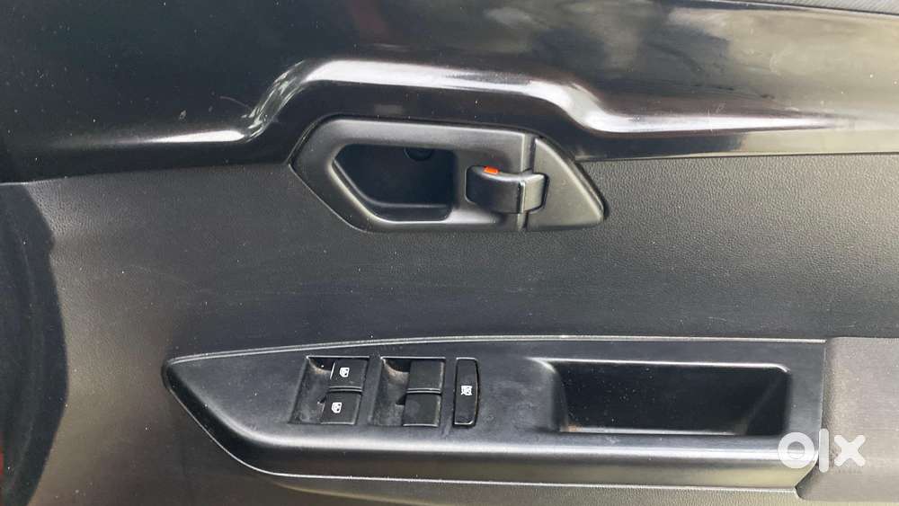 Mahindra Kuv100 Nxt 1.2 K8 Diesel 6 Str Dual Tone, 2018, Diesel