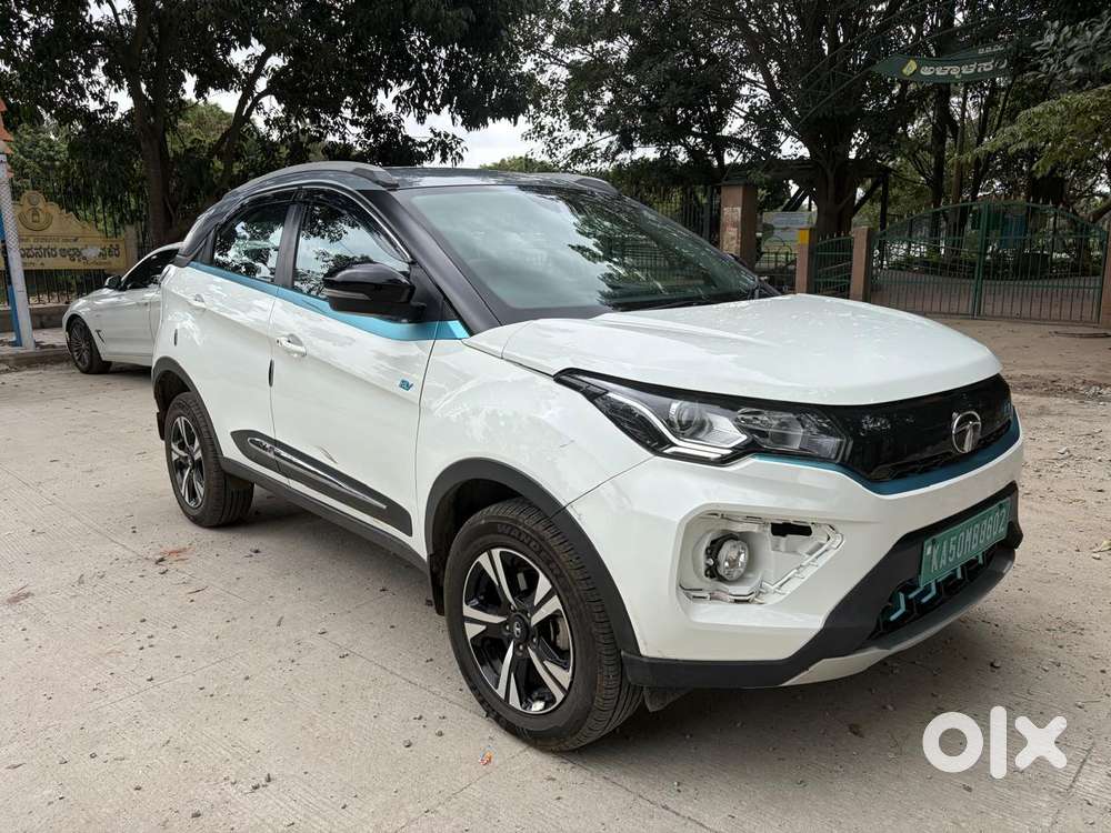 Tata Nexon Ev Max 3.3 Kw Xz Plus Lux, 2023, Electric