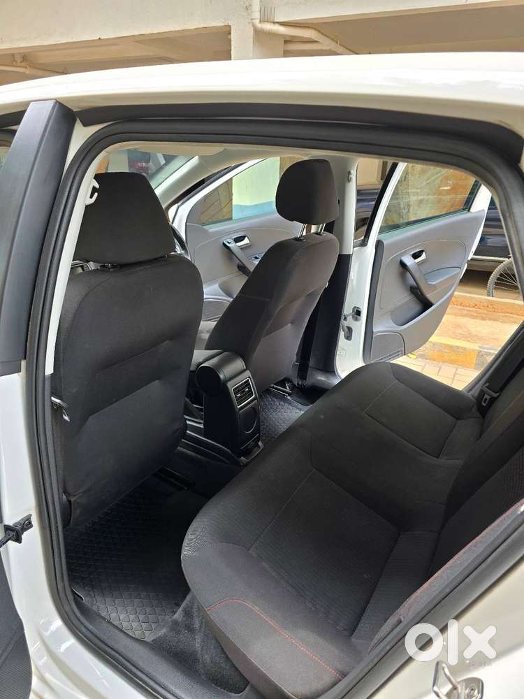 Extremely Well-maintained, Low Run, 2022 Polo 1.0 Tsi Highline Plus Mt