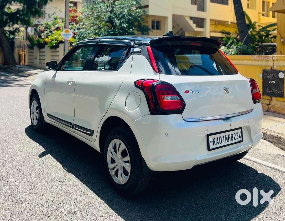 Maruti Suzuki Swift Vxi Optional, 2020, Petrol