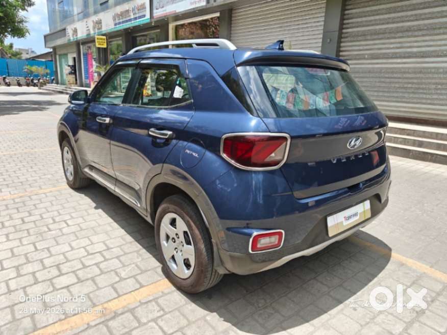 Hyundai Venue 1.2 S Plus, 2021, Petrol