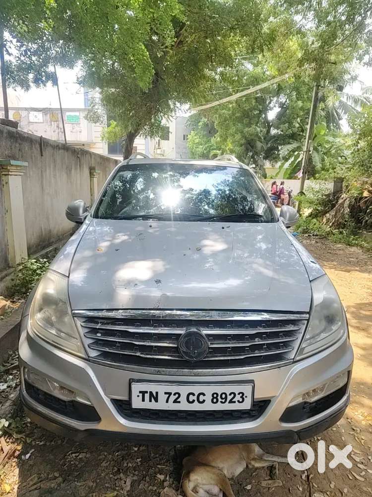 Mahindra Ssangyong Rexton 2013