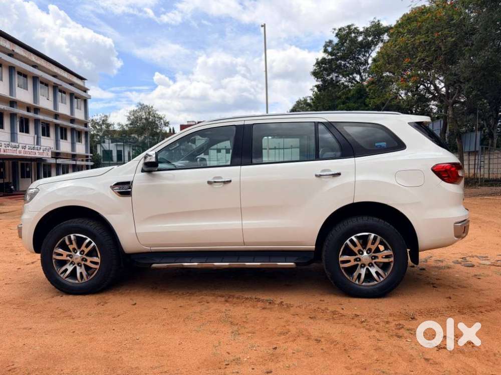 Ford Endeavour 2.2 Titanium 4x2 At, 2018, Diesel