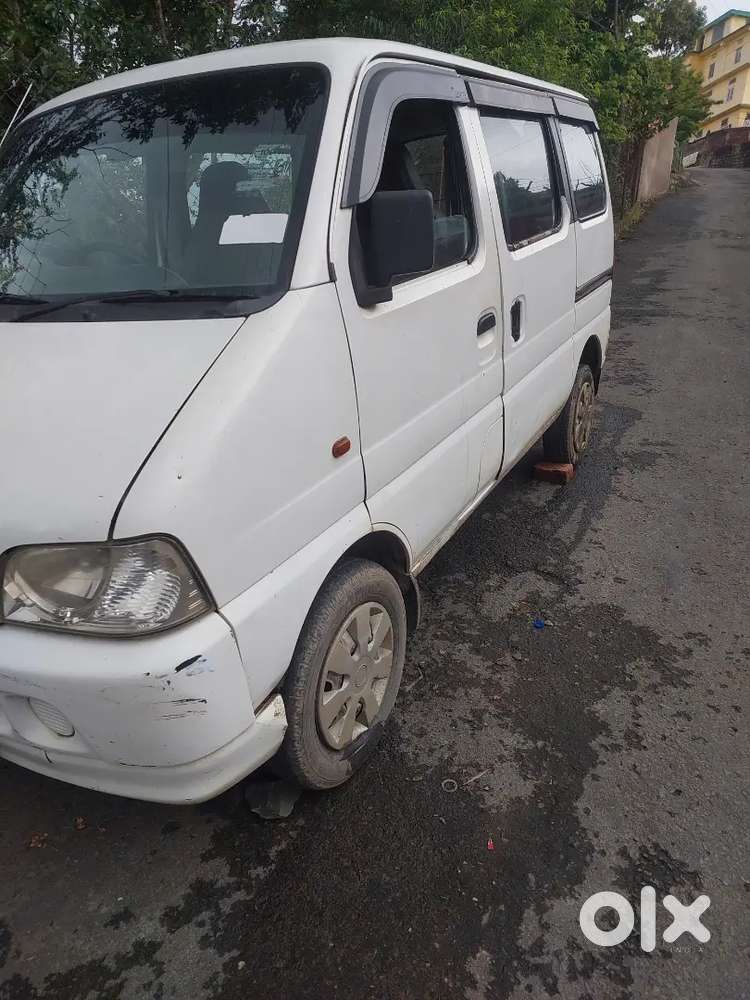 Maruti Suzuki Eeco 2010 Petrol 125879 Km Driven