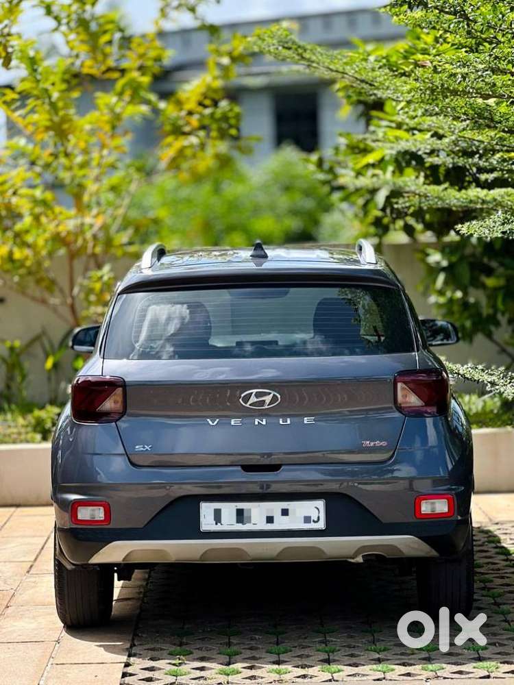 Hyundai Venue 1.0 Sx Turbo Dct, 2019, Petrol