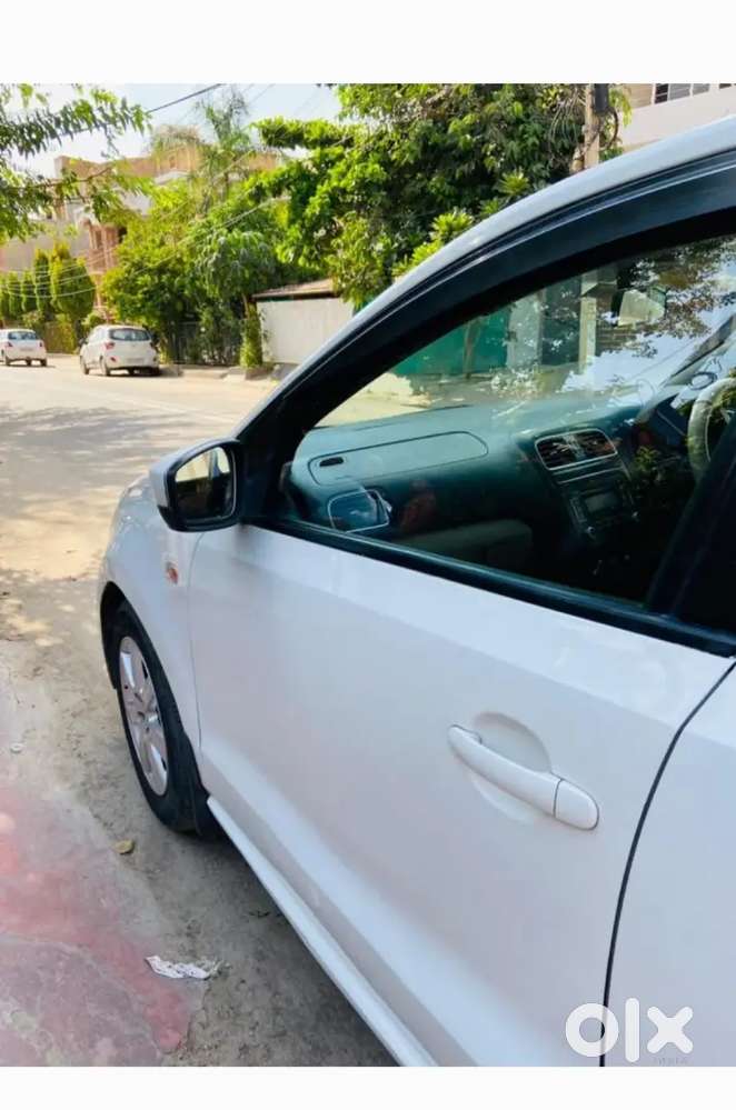 Volkswagen Polo 2012 Petrol 99000 Km Driven