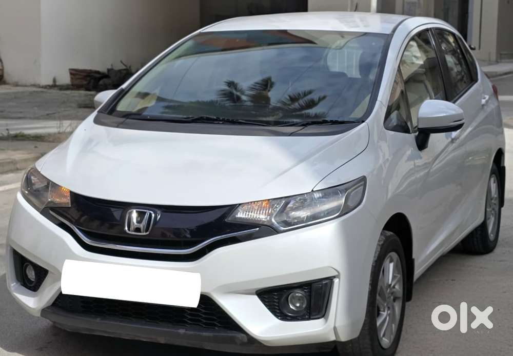 Honda Jazz V Automatic, 2016, Petrol