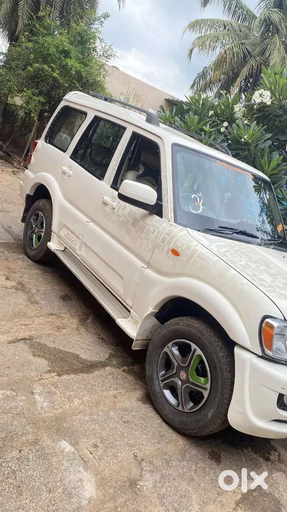 Mahindra Scorpio Classic 2012 Diesel Well Maintained