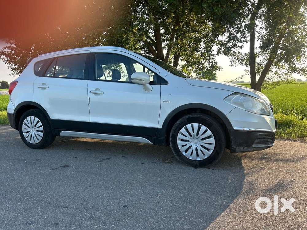 Maruti Suzuki S Cross 2016 Diesel Well Maintained