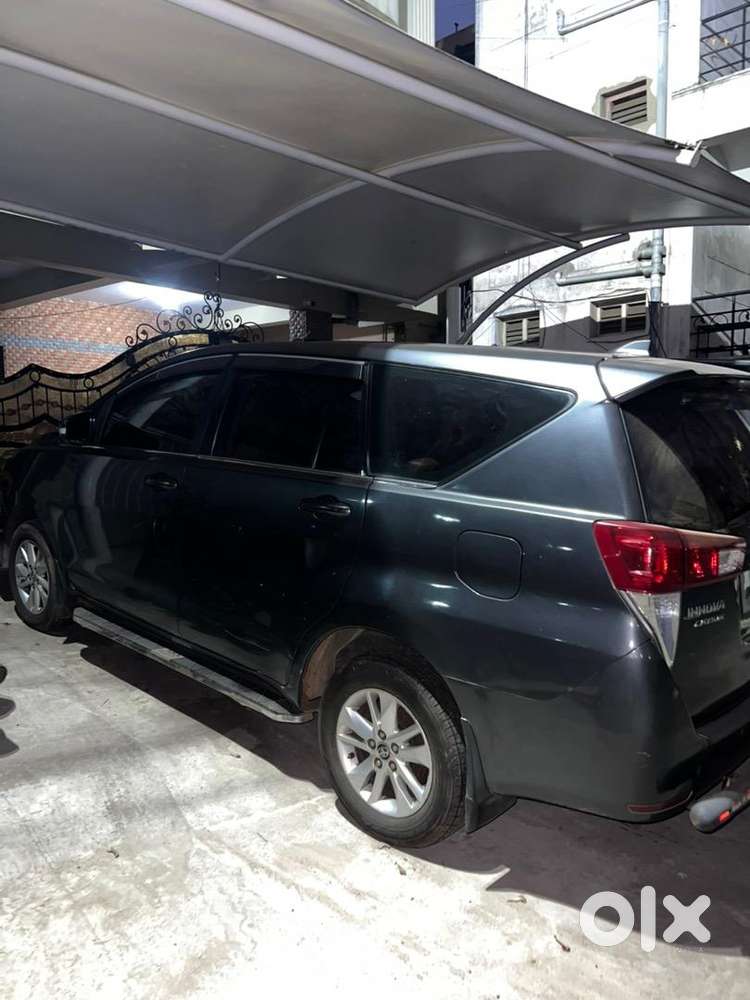 Toyota Innova Crysta 2016 Diesel Well Maintained