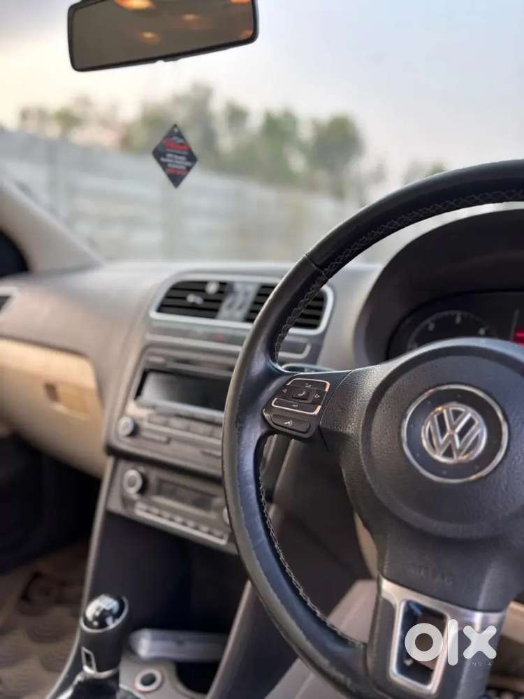 Volkswagen Vento Highline Diesel 1.6l Engine Well Maintained