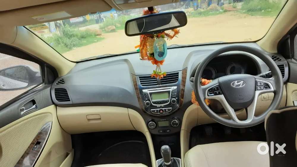 Hyundai Verna Sx Petrol 2012 Manual