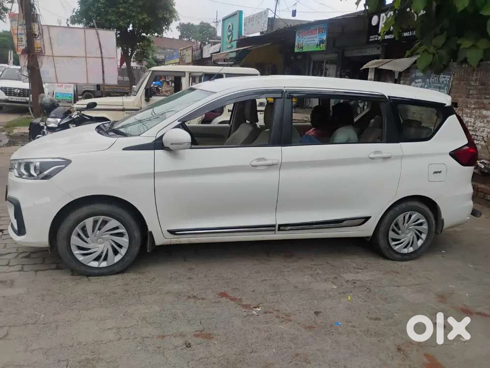 Maruti Suzuki Ertiga Vxi 2024