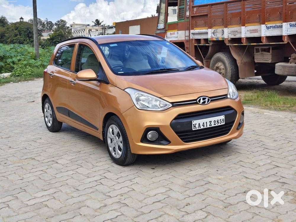 Hyundai Grand I10 Sportz, 2013, Petrol