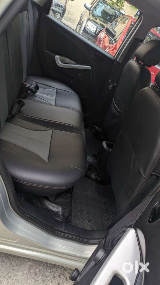 Ford Figo Petrol Titanium, 2013, Petrol
