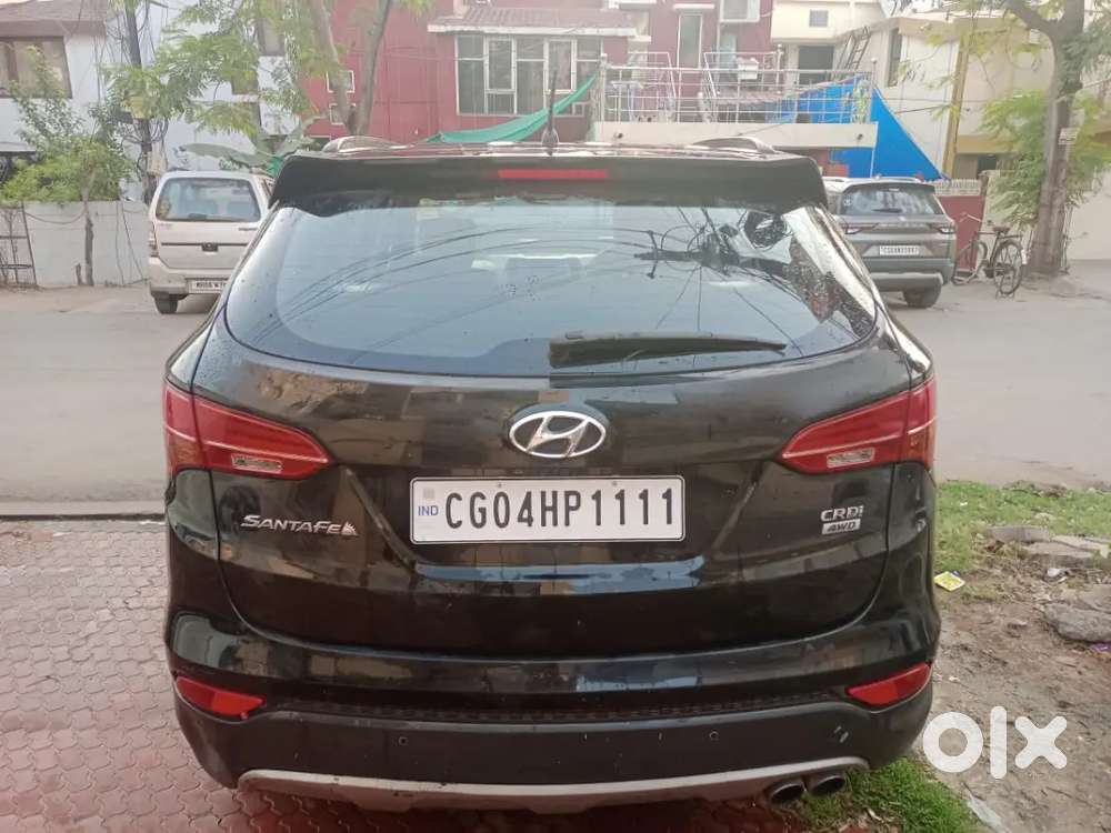 Hyundai Santa Fe 2015 Diesel 113000 Km Driven
