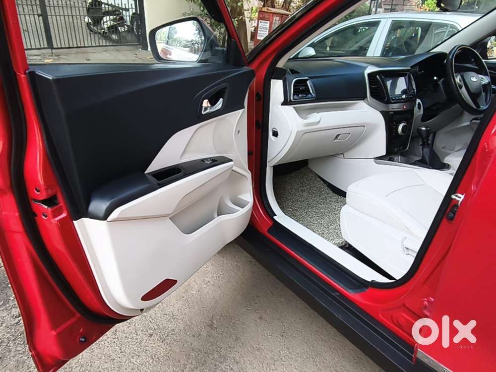 Mahindra Xuv300 W8 Diesel, 2022, Diesel