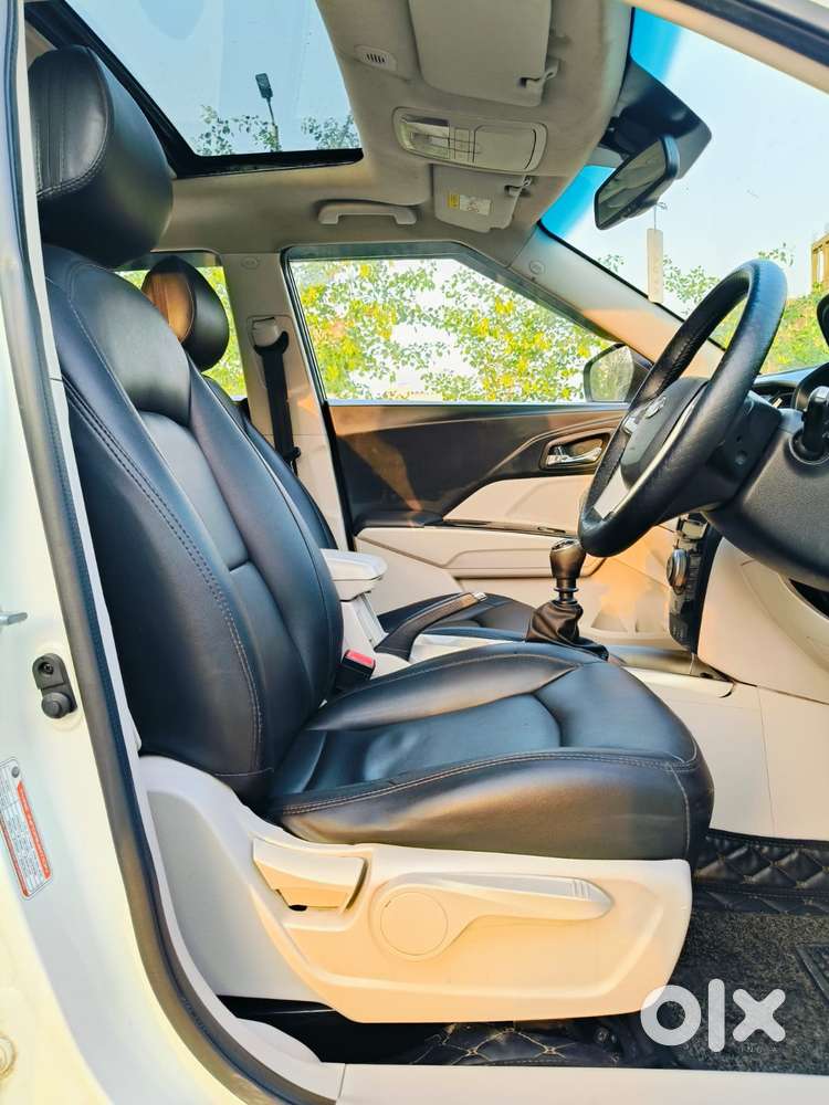 Mahindra Xuv300 W8 Diesel, 2019, Diesel