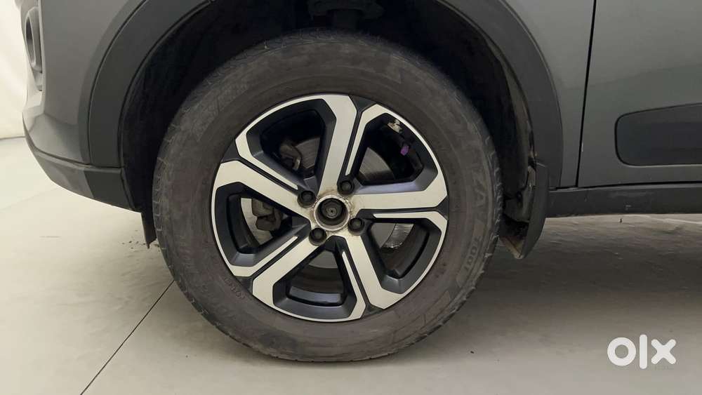 Tata Nexon 1.5 Revotorq Xz Plus (s), 2023, Diesel