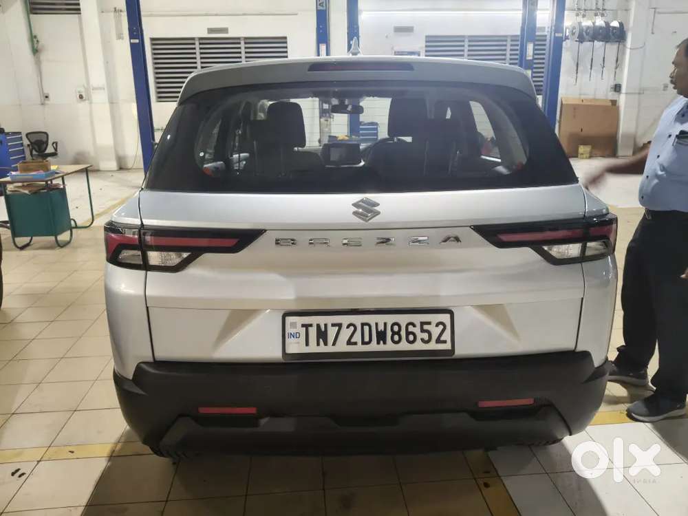Maruti Suzuki Brezza 2025 Petrol 5000 Km Driven 24/12/2025 Delivery