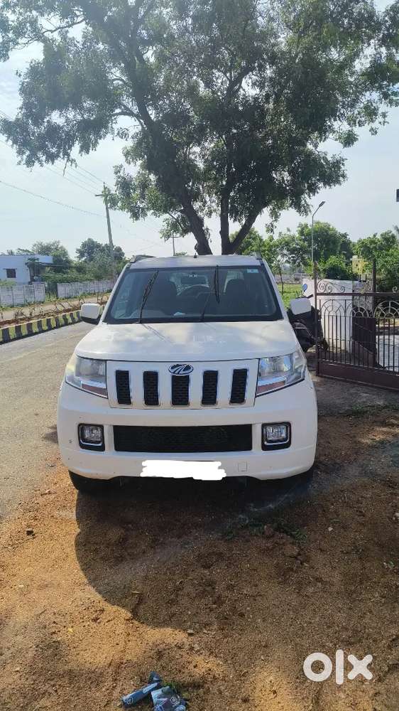 Mahindra Tuv 300 2016 Diesel 140000 Km Driven