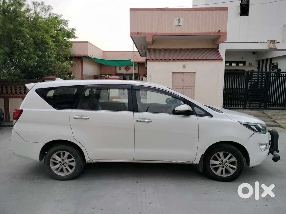 Toyota Innova Crysta 2017 Diesel Manual