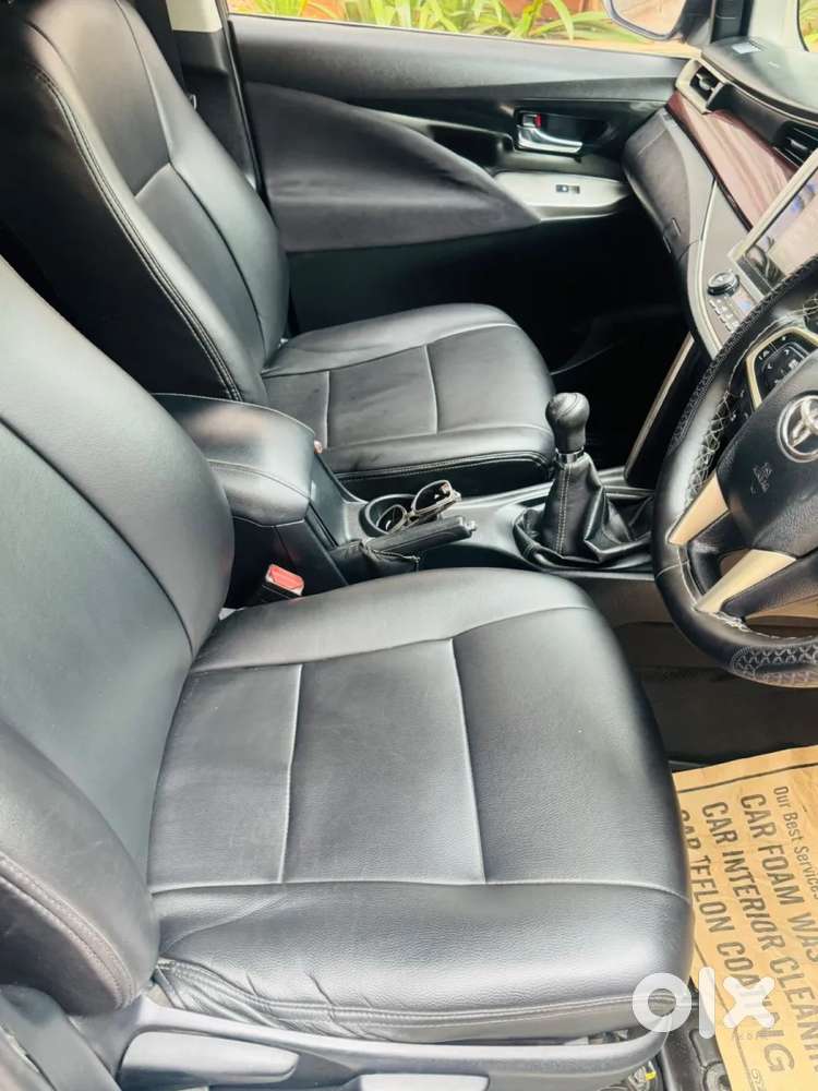Toyota Innova Crysta 2.4 V 7 Str, 2016, Diesel