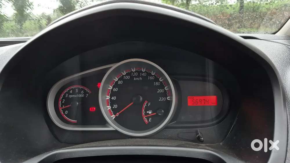 Ford Figo Petrol Zxi 2013 Year