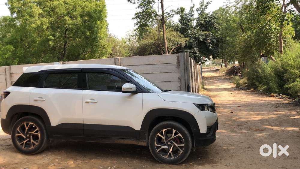 Maruti Suzuki Vitara Brezza 1.5 Vxi At, 2025, Petrol