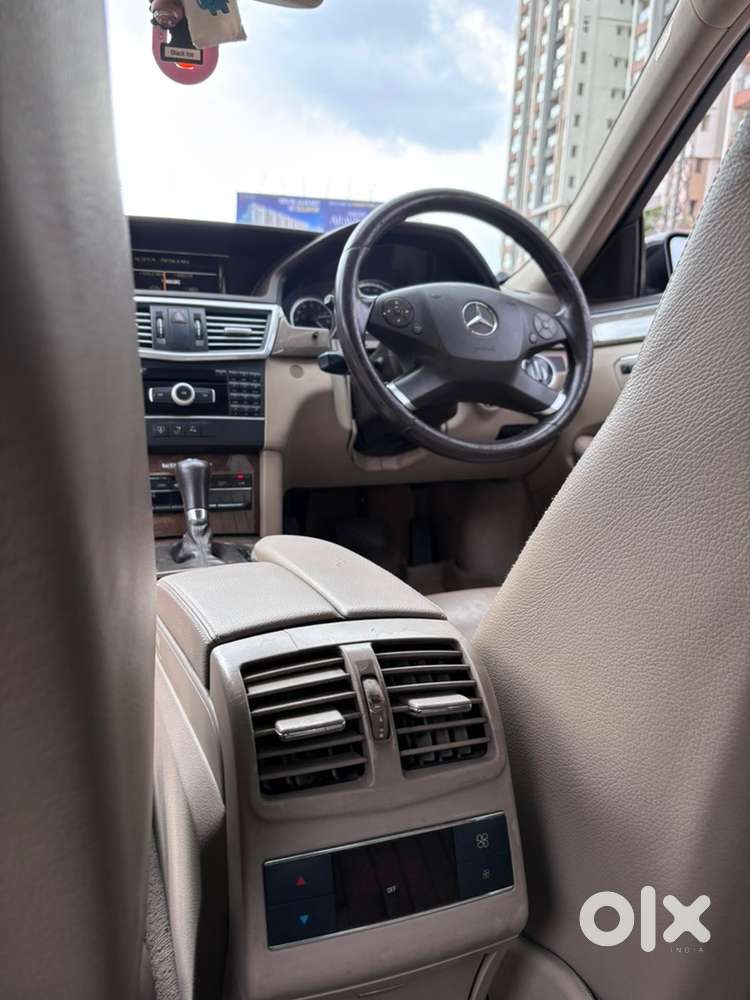 Mercedes-benz E-class 2011 Diesel  Price Negotiatable