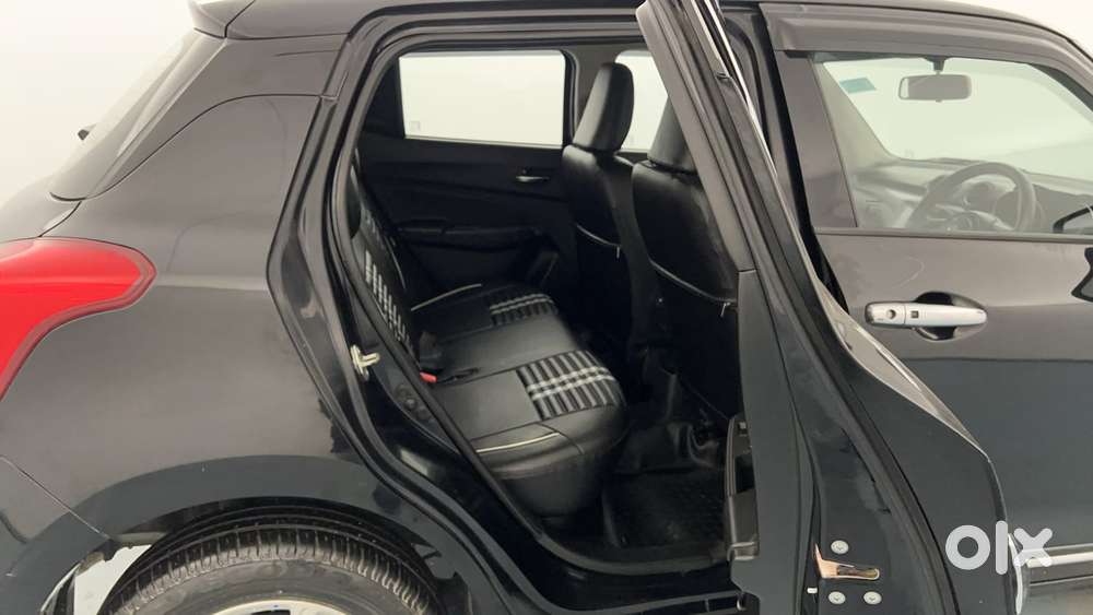 Maruti Suzuki Swift 1.3 Zxi, 2023, Petrol