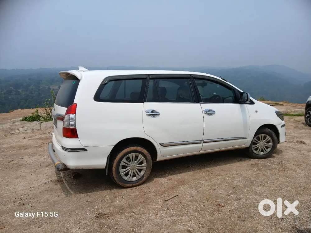 Toyota Innova Diesel 2015
