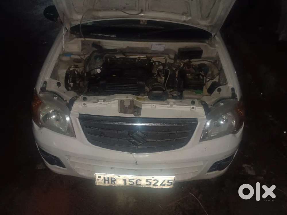गाड़ी चलने मे अच्छी है अलोय वहिल है Km 107000 चली हुई है हिसार नाम है